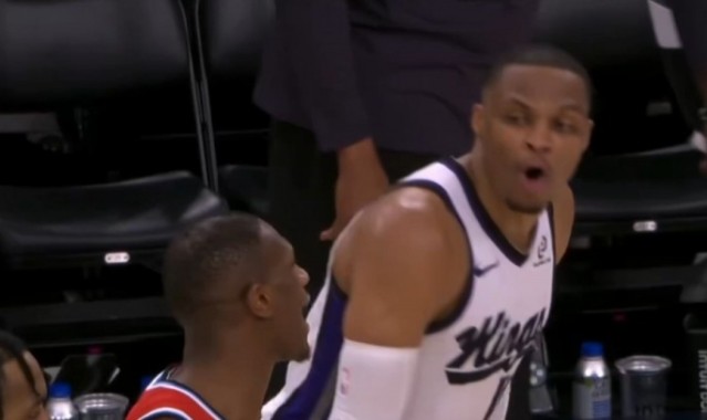 世界杯赛程-结下梁子了！威少怒喷邓恩：你TM就是个无名小卒 快滚回去吧